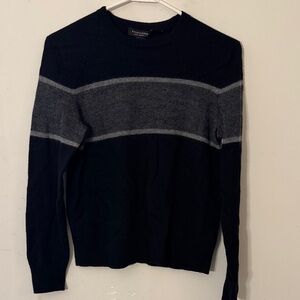 Banana Republic Men's Crewneck Sweater in Black and Gray